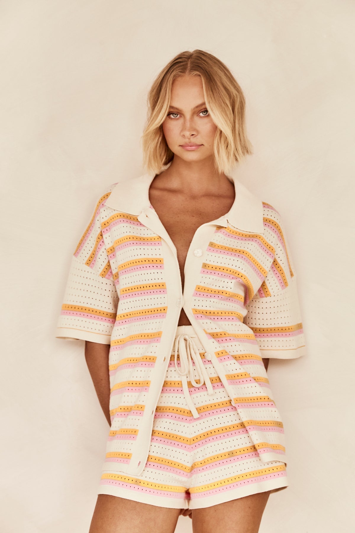 srVVRUNWAYSCOUT_LIL_MAMMAMA_RUNWAYSCOUT_LIL_MAMMAMA_231122_Lil1716_1800x1800_2de71d38-2417-48f3-8cfa-0c972d3e7cf6.jpg